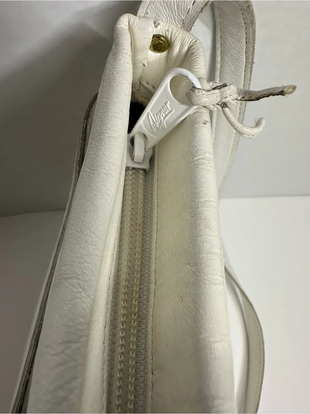 Etienne Aigner White Shoulder Bag with Gold Logo